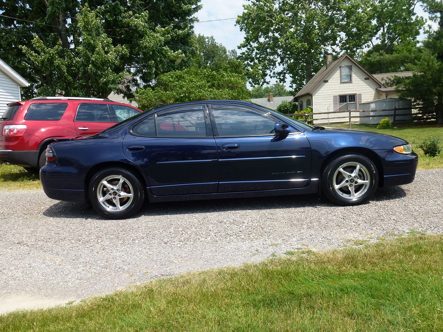 Midnight Blue Metallic Grand Prix